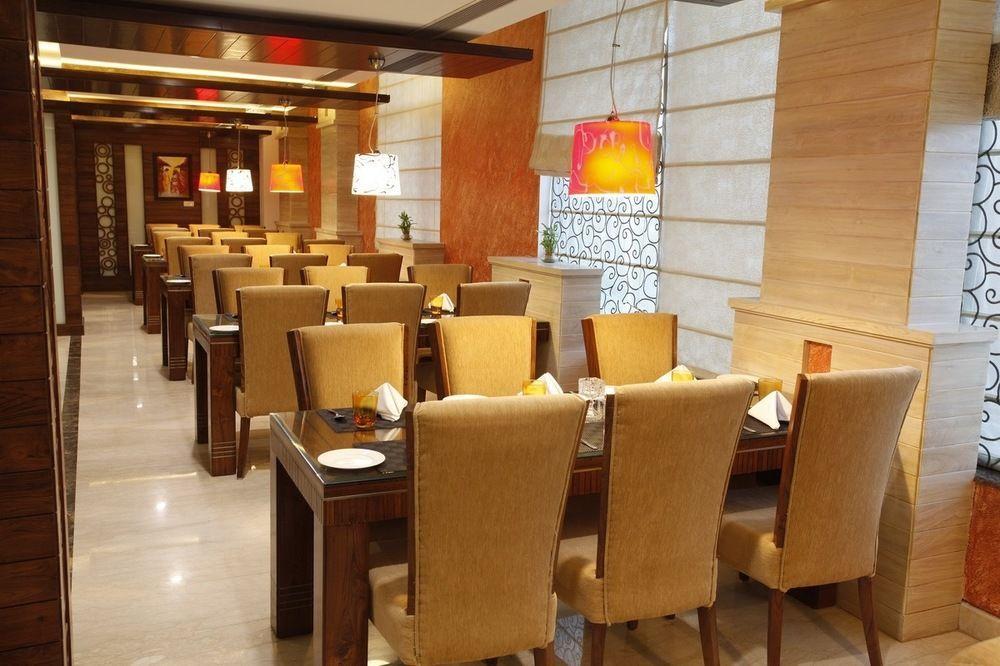 Hotel Saffron Leaf Дехрадун Экстерьер фото